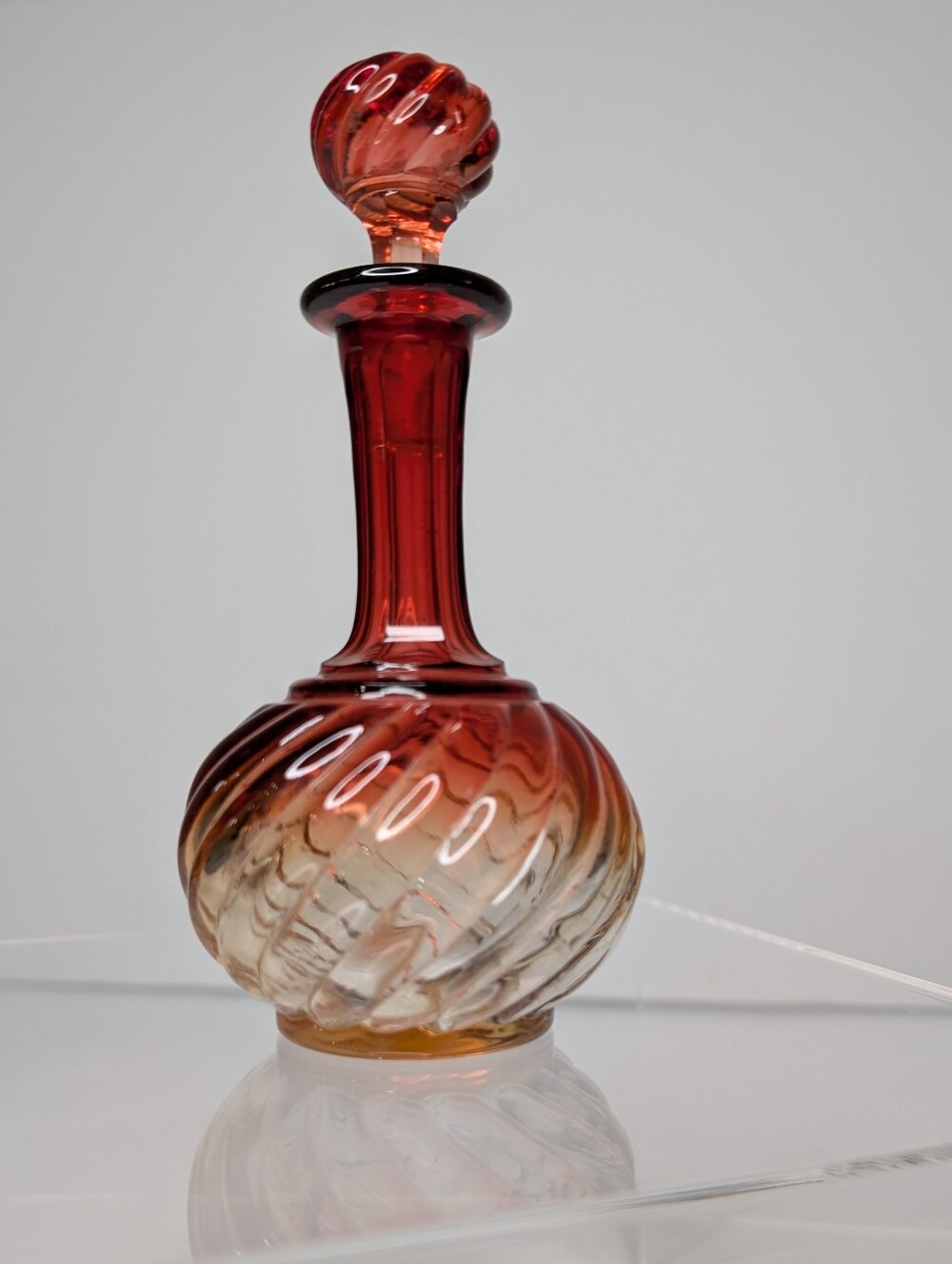 Vintage Baccarat Crystal Rose Tiente Swirl Amberina Perfume Bottle w Stopper
